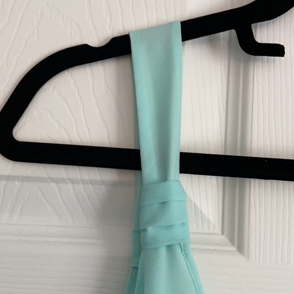 White House Black Market, XL, Turquoise DressyTank - Picture 3 of 9